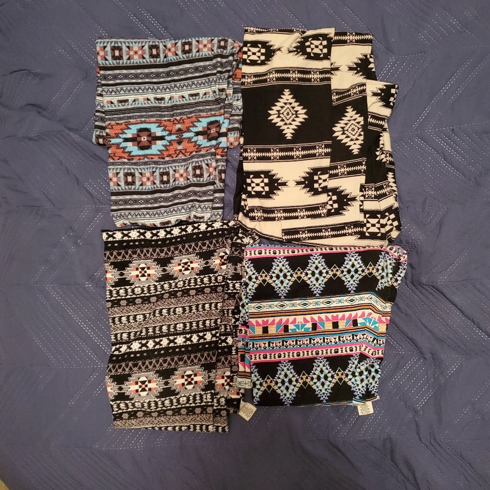 4-Pack Bundle! Women's Pink Rose Tribal Leggings (3 Large 1 Medium)